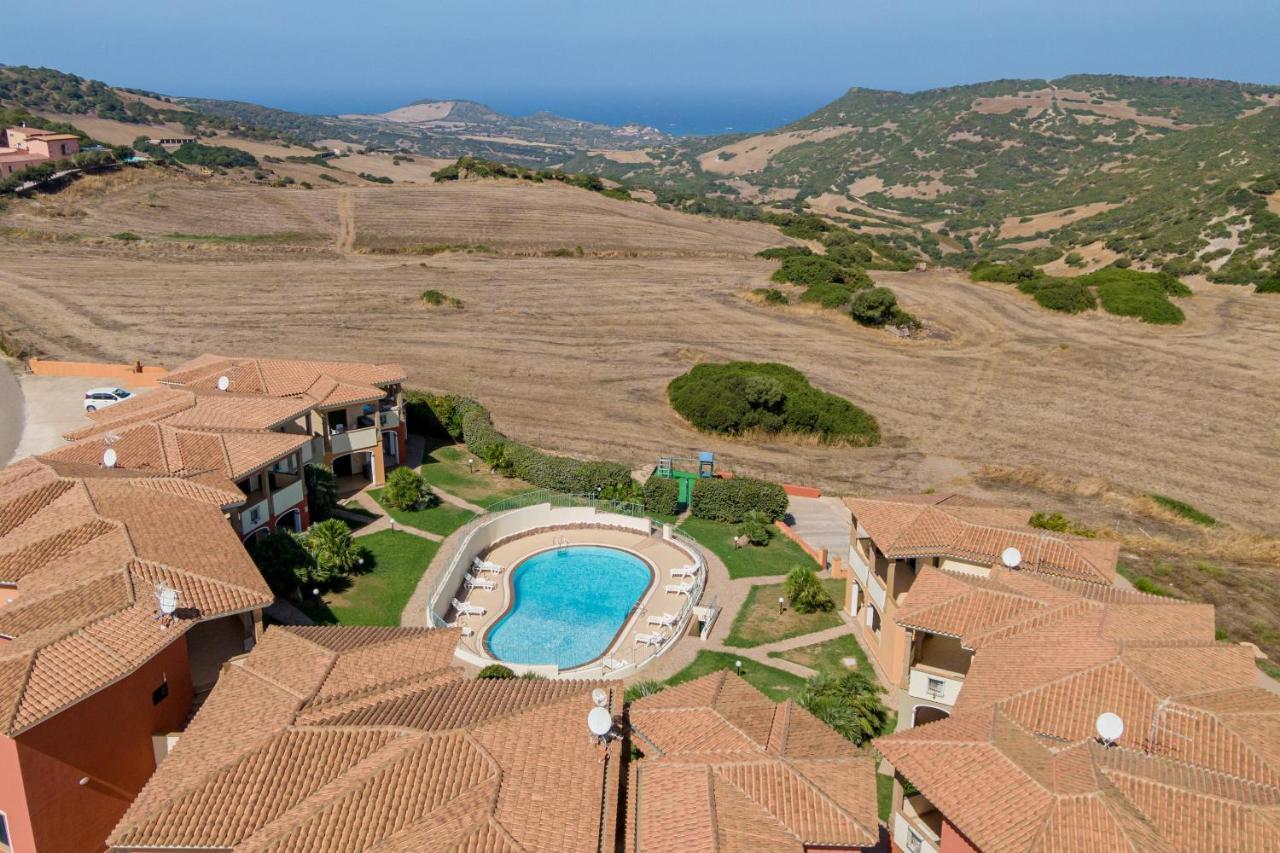 Residenza Le Farfalle Tergu Exterior foto