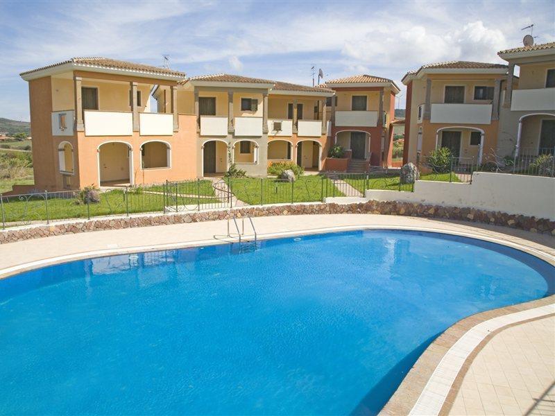 Residenza Le Farfalle Tergu Exterior foto